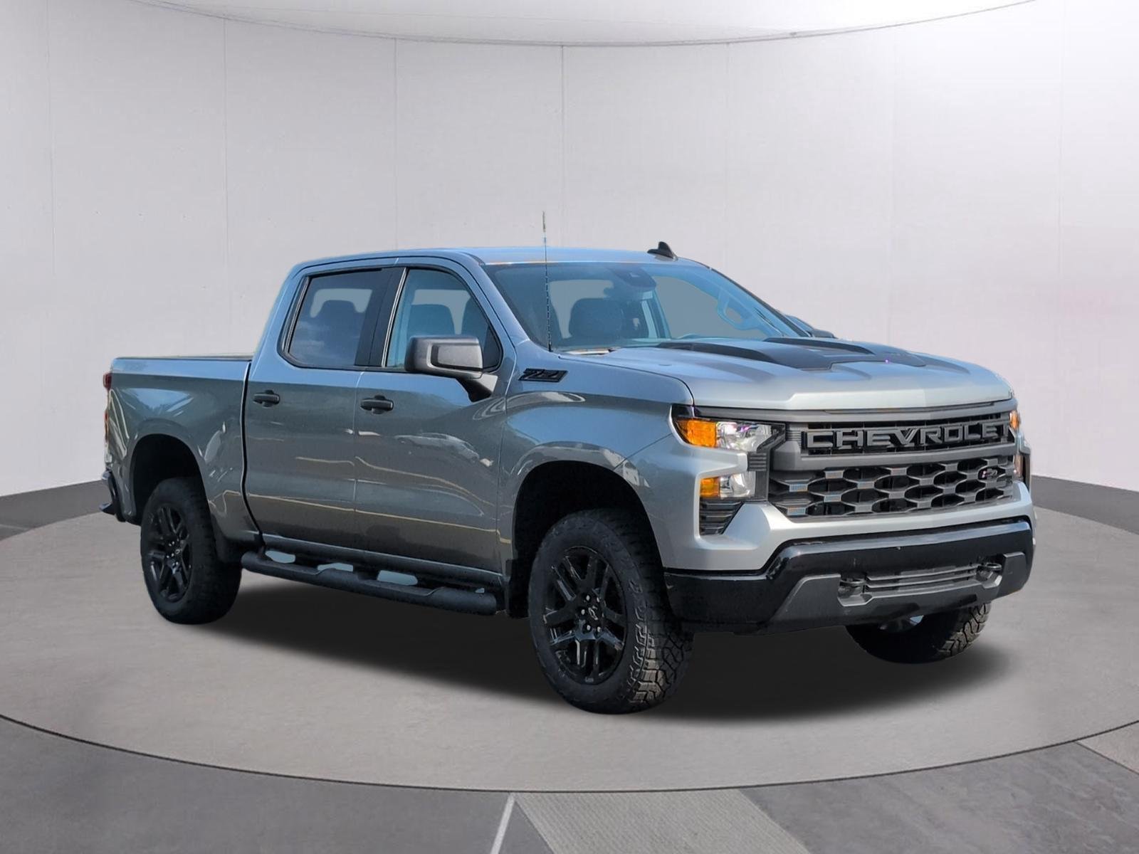 New 2026 Sterling Gray Metallic Chevrolet Custom Trail Boss image 9