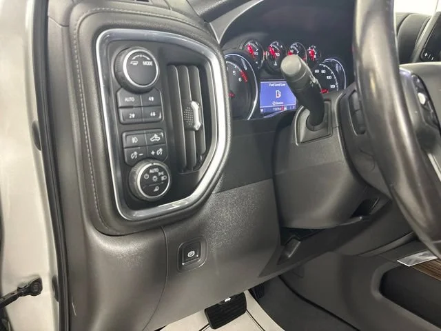 2021 Chevrolet Silverado 1500 RST - Photo 16