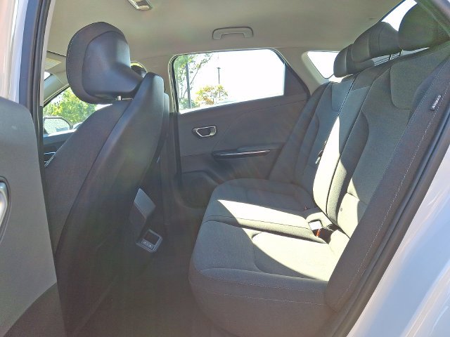 Used 2025 White Kia LXS image 13
