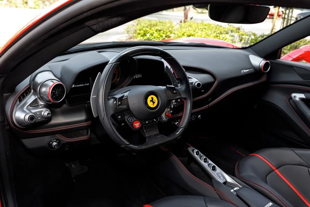 Used 2022 Rosso Scuderia Ferrari  image 19