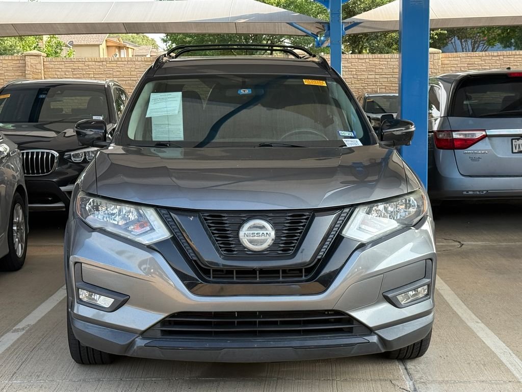 Used 2018 Nissan Rogue SV with VIN 5N1AT2MT2JC749910 for sale in North Richland Hills, TX