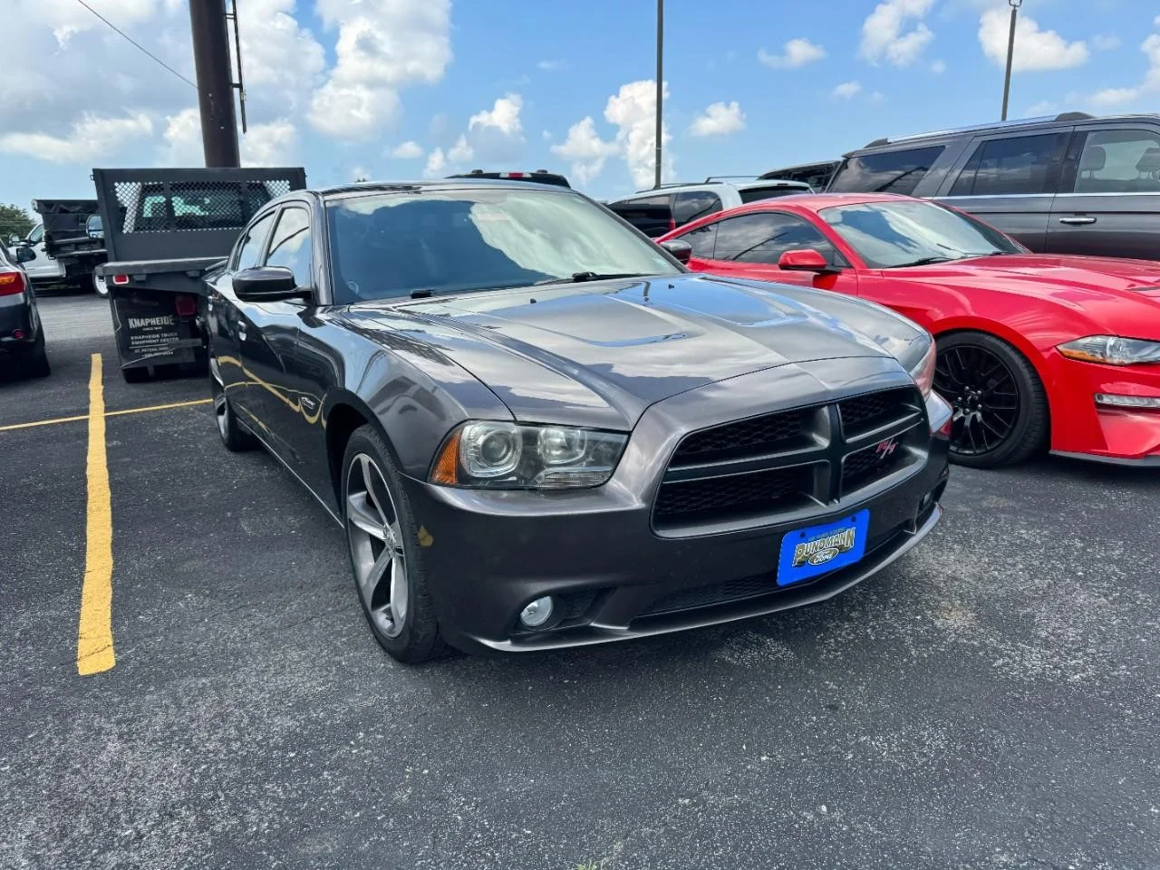 Used 2014 Granite Crystal Clearcoat Metallic Dodge 4dr Sdn RT 100th Anniversary RWD image 2