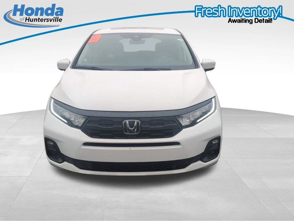 Certified Used 2026 Platinum White Pearl Honda EX-L image 3