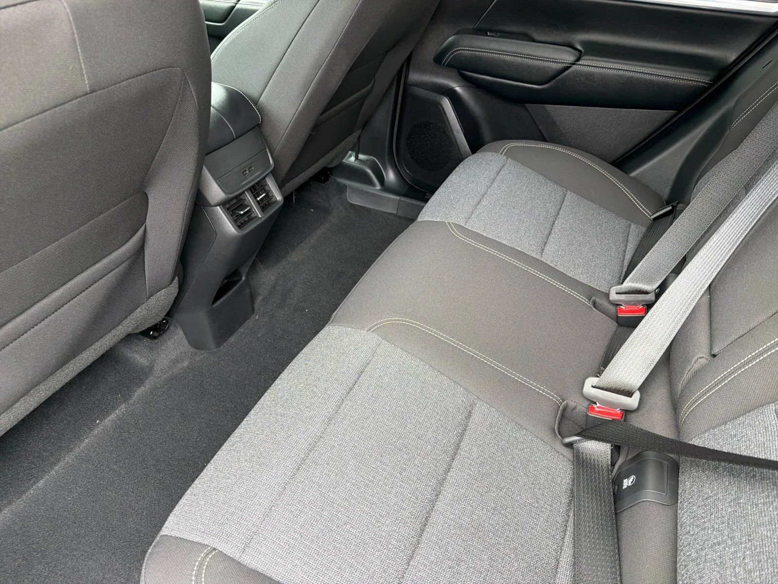 2027 GMC Terrain Elevation - Photo 11