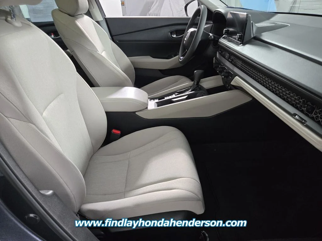 2025 Honda Accord LX - Photo 21