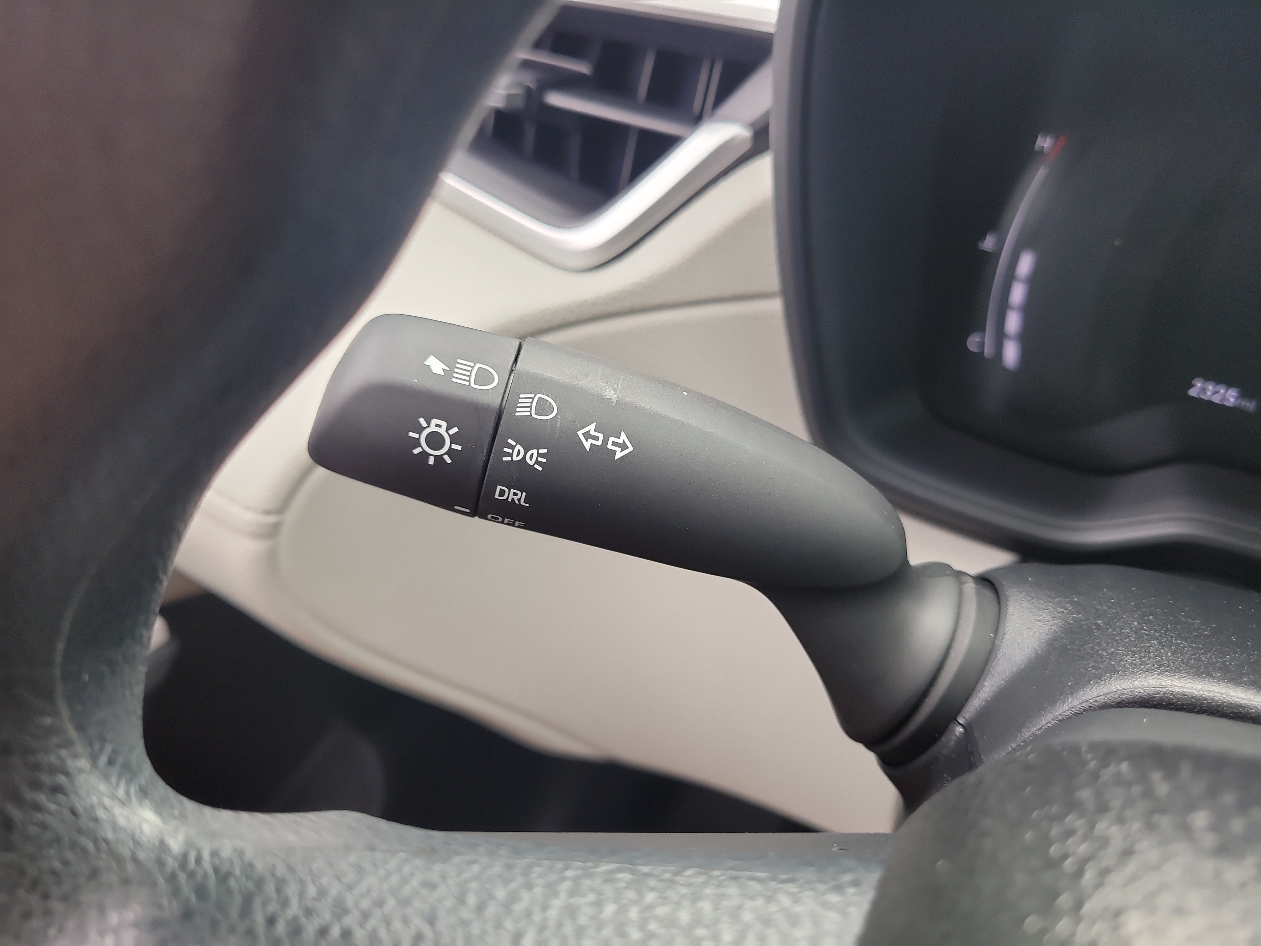 Used 2026 Pearl Toyota L image 28