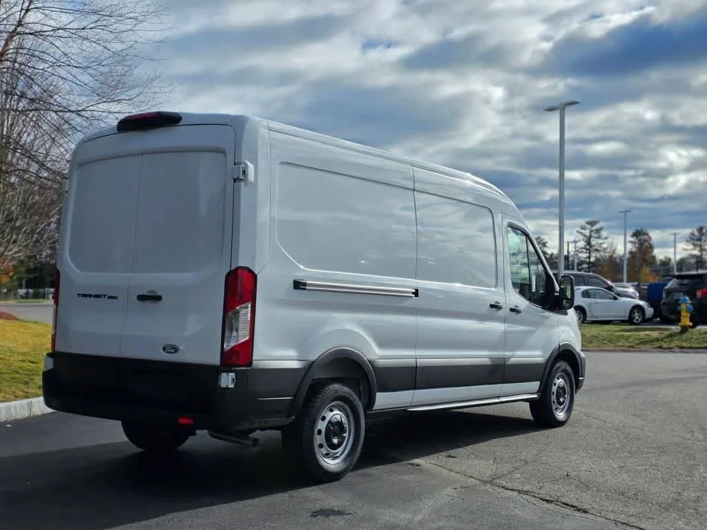 New 2026 Oxford White Ford  image 12