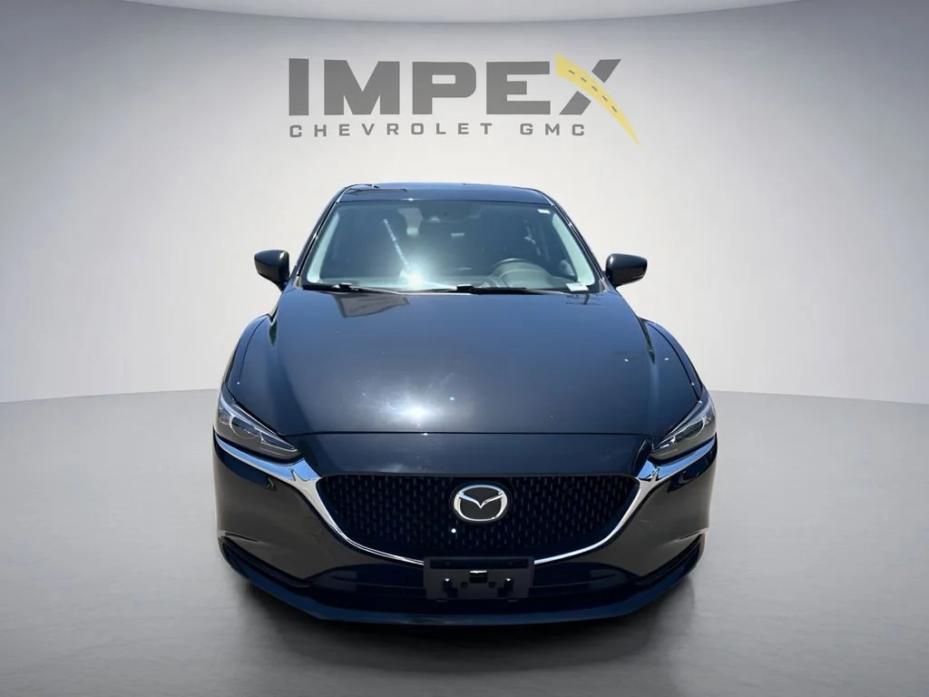 Used 2018  Mazda Grand Touring image 8