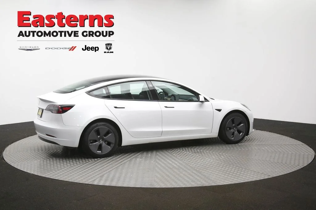 Used 2023 White Tesla Base image 39