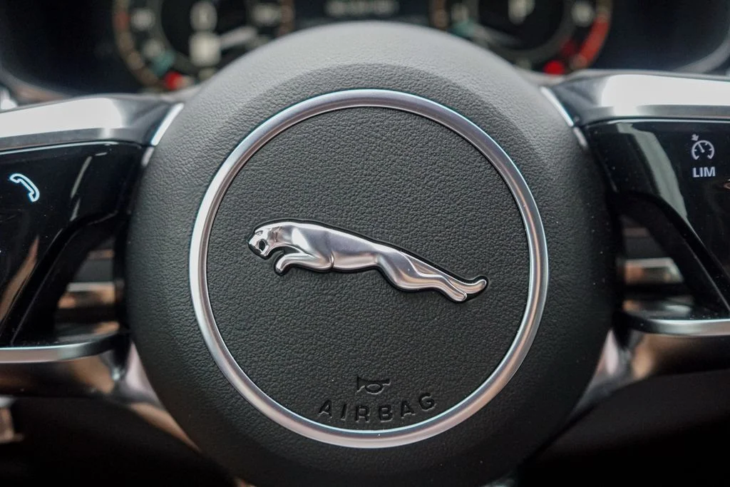 2026 Jaguar F-Pace R-Dynamic S - Photo 15