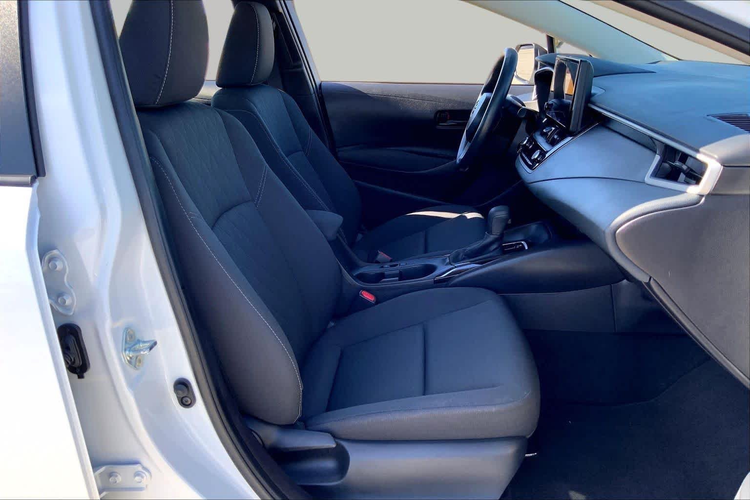 Used 2026 Ice Cap Toyota LE image 9