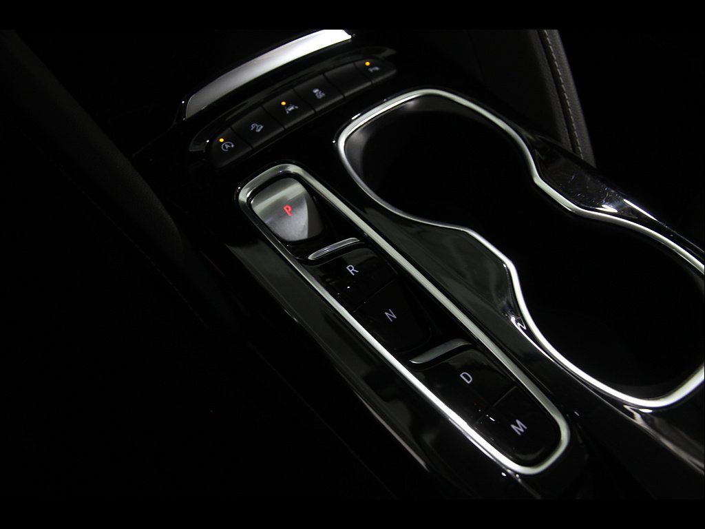 2023 Buick Envision Essence - Photo 18