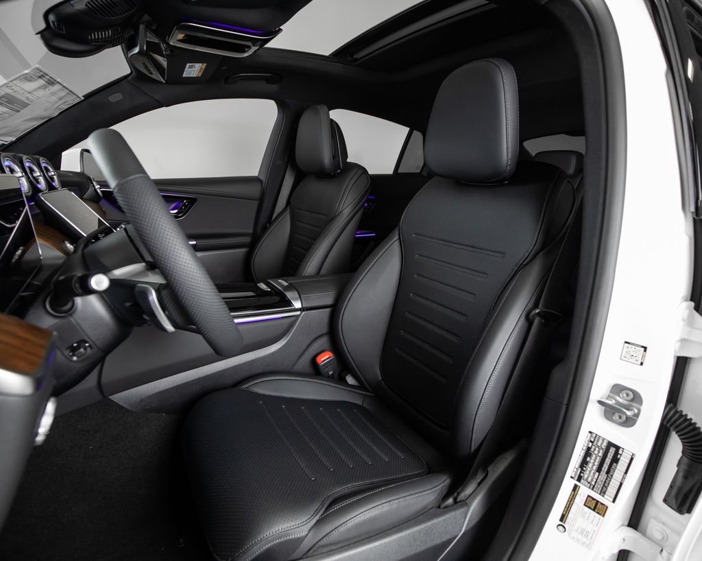New 2027 White Mercedes-Benz GLC 300 Coupe image 5