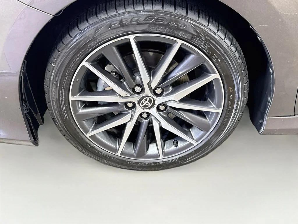 Used 2021 Gray Toyota XLE image 39