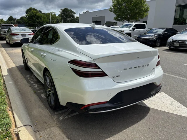 2023 Genesis G70 2.0T