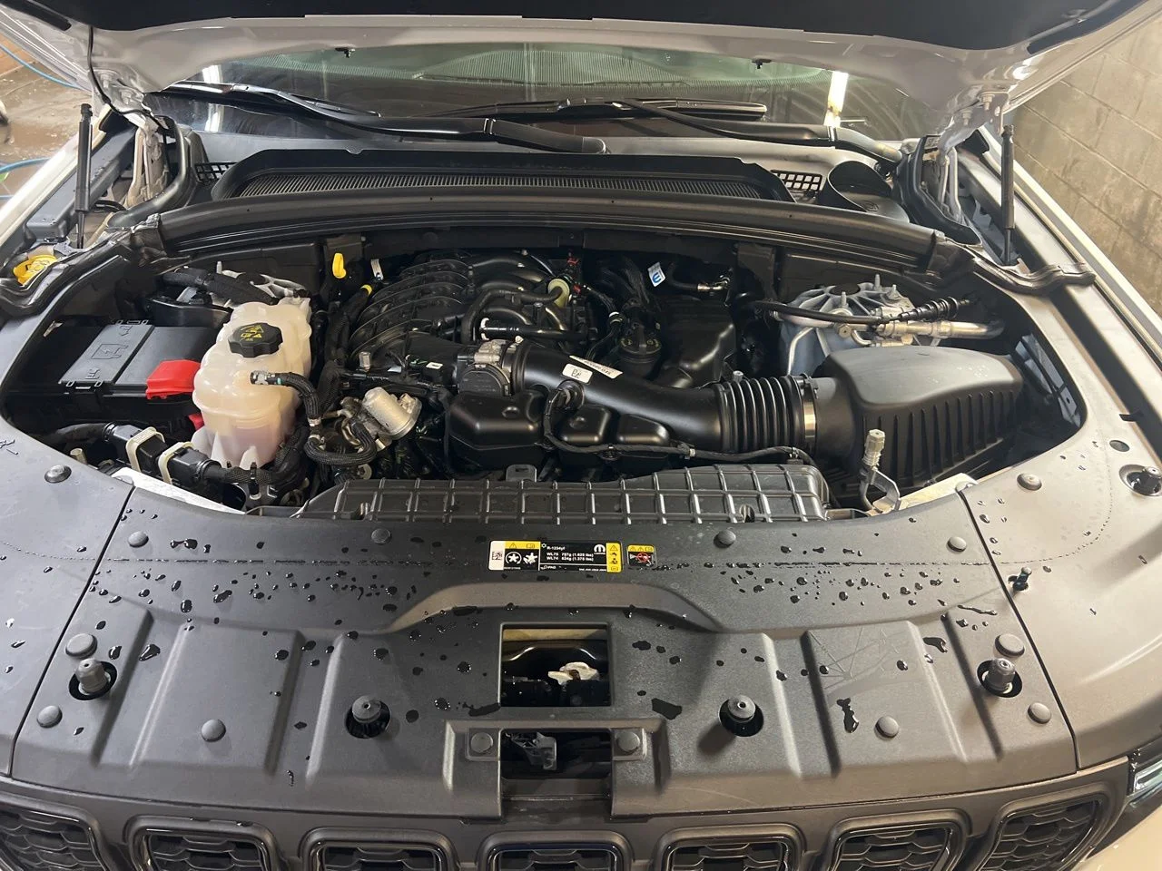 Used 2024 White Jeep Altitude X image 13