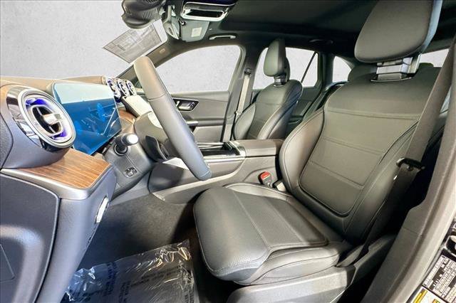 New 2026 Black Mercedes-Benz GLC 300 image 48