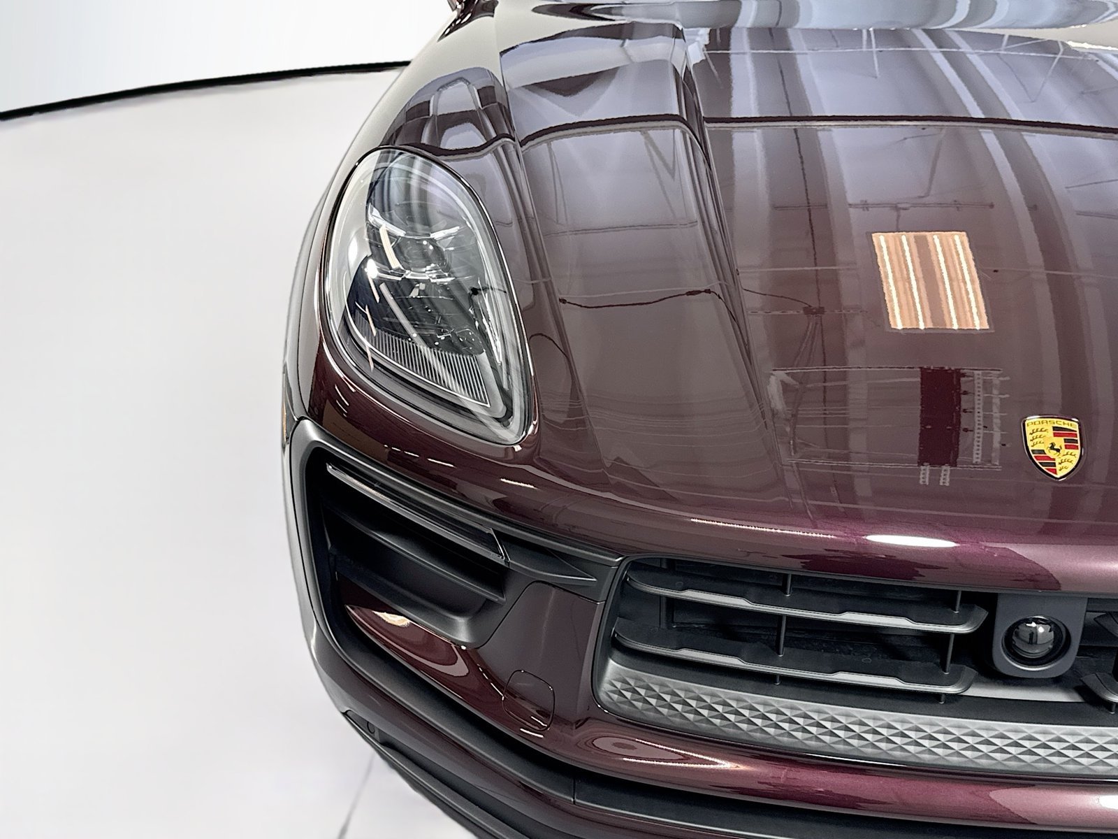 Used 2026 Copper Ruby Metallic Porsche  image 27