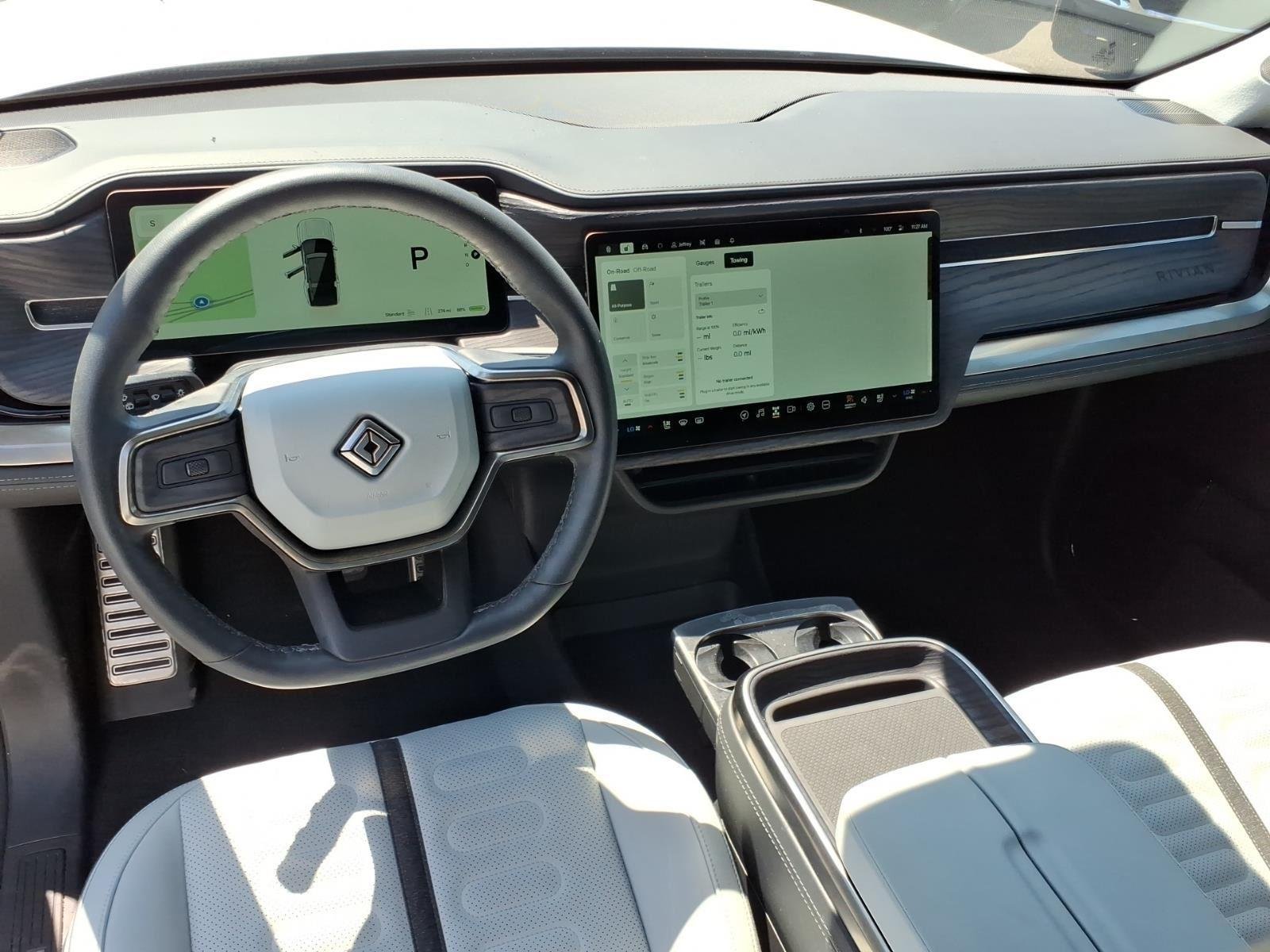 Used 2024  Rivian Adventure image 18