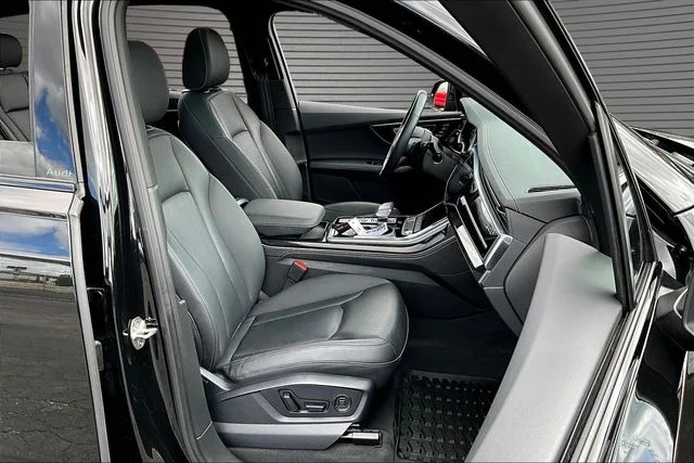 Used 2025 Black Audi 45 Premium Plus image 28