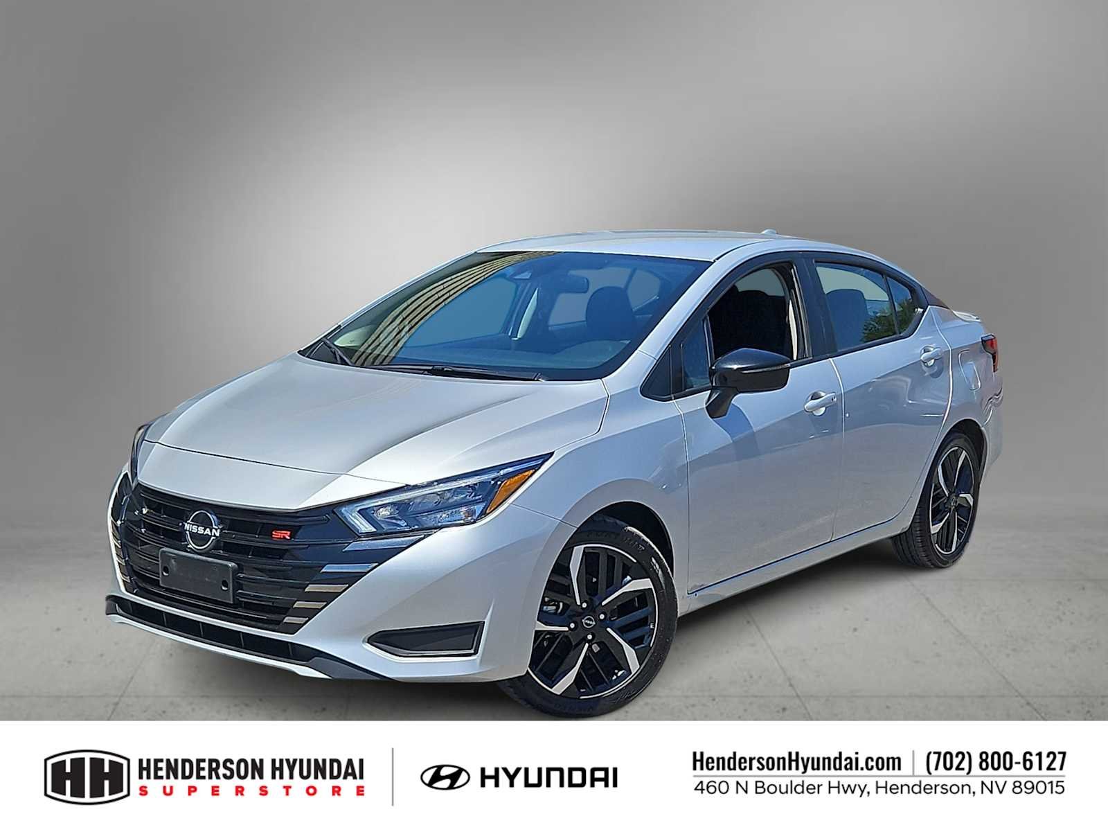 2024 Nissan Versa 1.6 SR CVT's photo