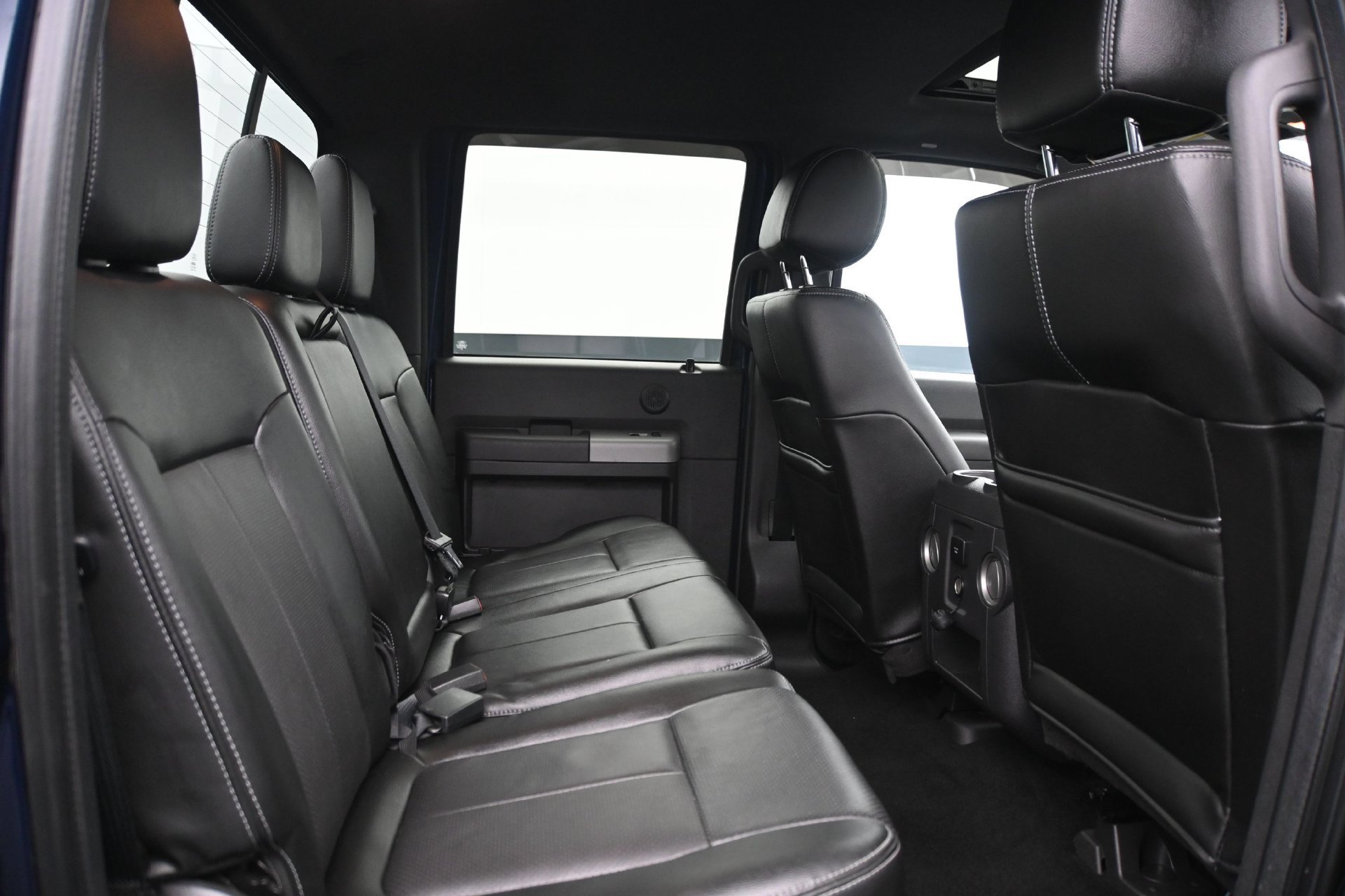 Used 2016  Ford  image 14