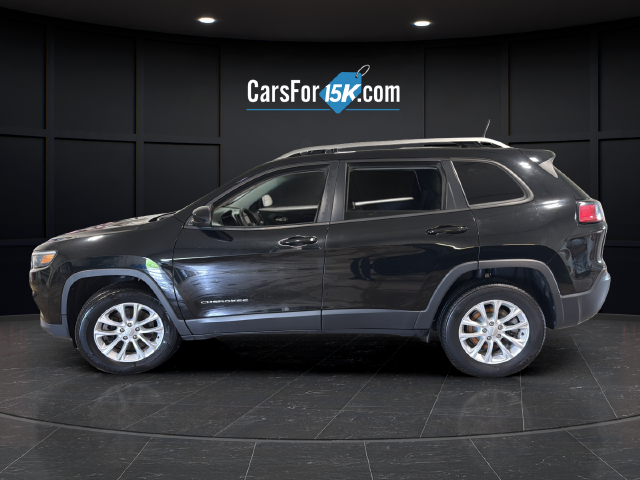 Used 2020 Diamond Black Crystal Pearlcoat Jeep Latitude image 4