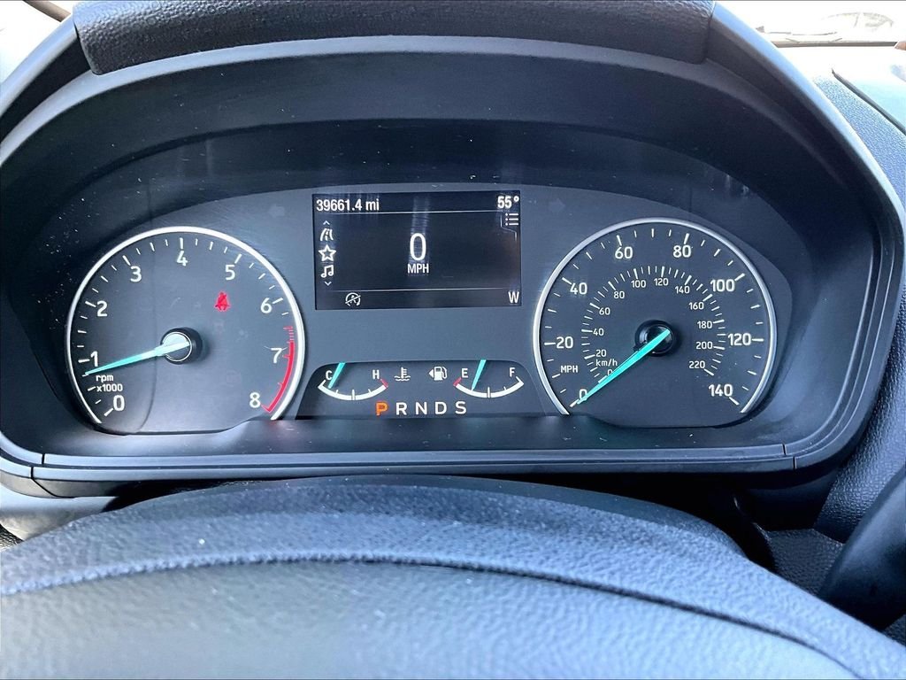 Used 2022 Lightning Blue Metallic Ford SE image 25
