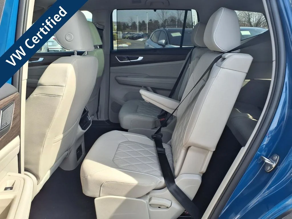 Certified Used 2025 Mountain Lake Blue Metallic Volkswagen 2.0T SEL Premium R-Line image 19