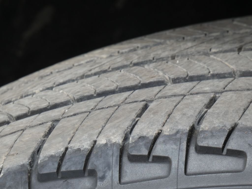Used 2025 Gray Ford ST-Line image 34
