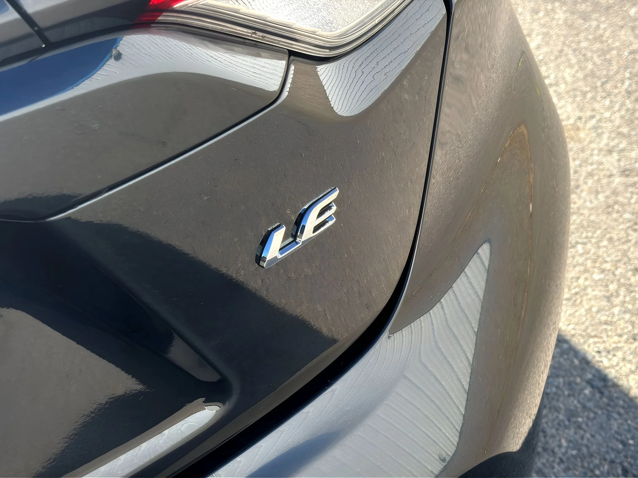 2025 Toyota Corolla LE - Photo 11