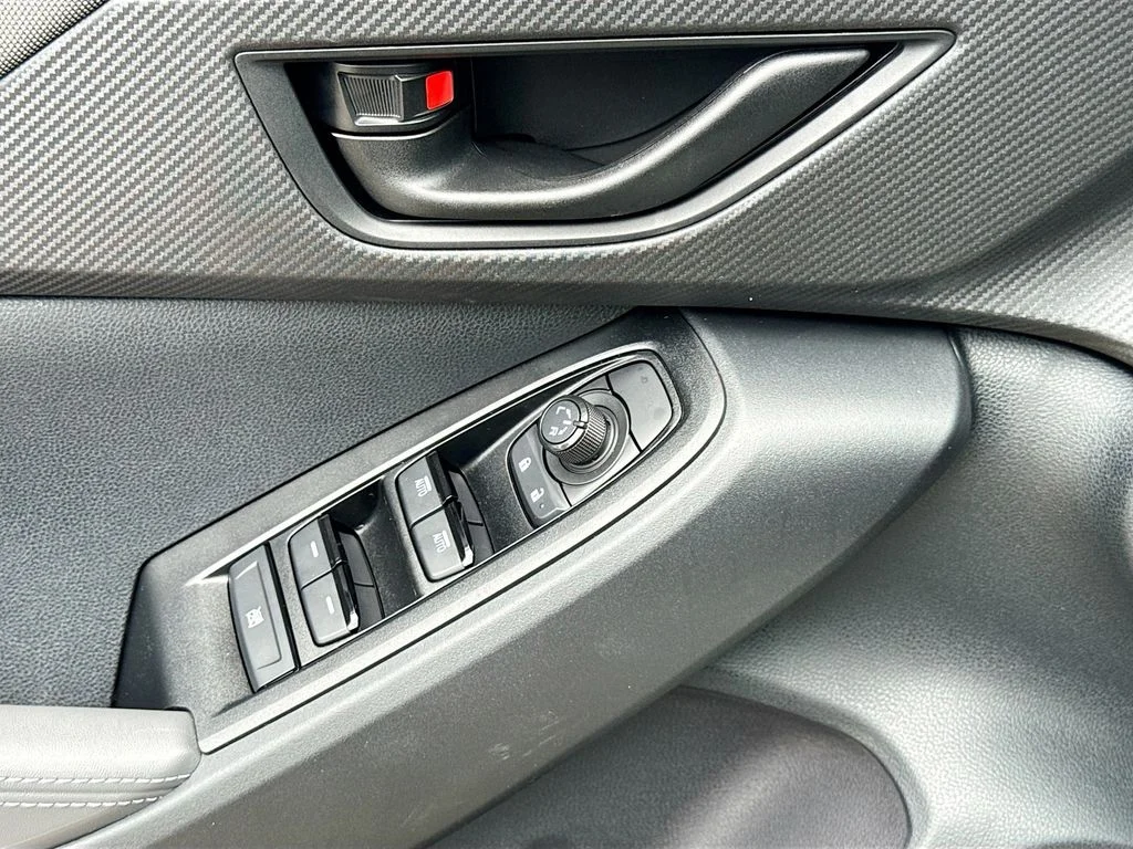 New 2026 CRYSTAL WHITE PEARL Subaru Premium image 21