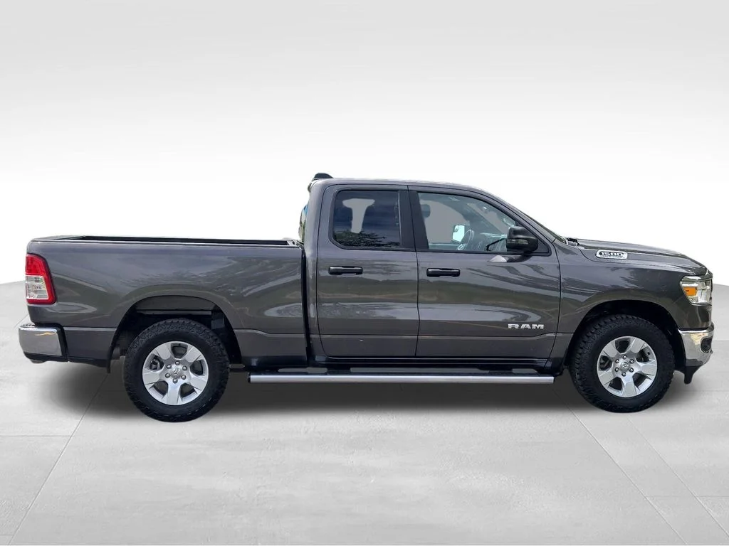 Used 2023 Granite Crystal Clearcoat Metallic Ram Big Horn/Lone Star image 10