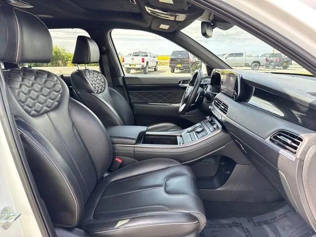 Used 2022 Hyper White Hyundai Calligraphy image 12