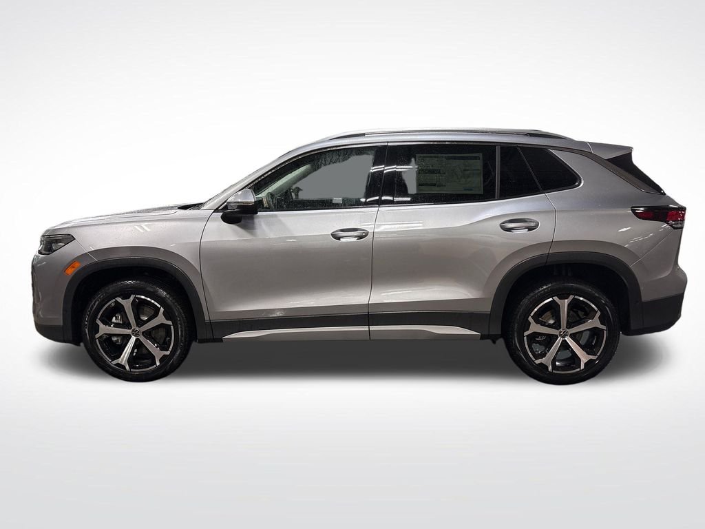 New 2026 Silver Volkswagen 2.0T SE image 2
