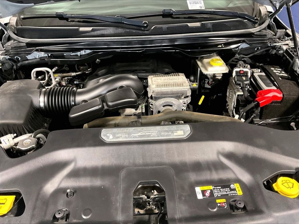Used 2022 Silver Jeep Series I image 34