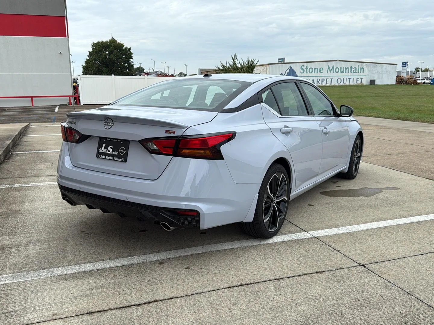 New 2026 Gray Sky Pearl Nissan SR image 14