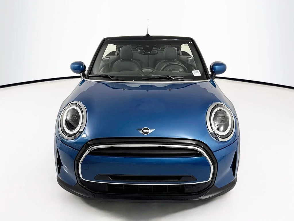Certified Used 2024 Island Blue metallic MINI  image 2