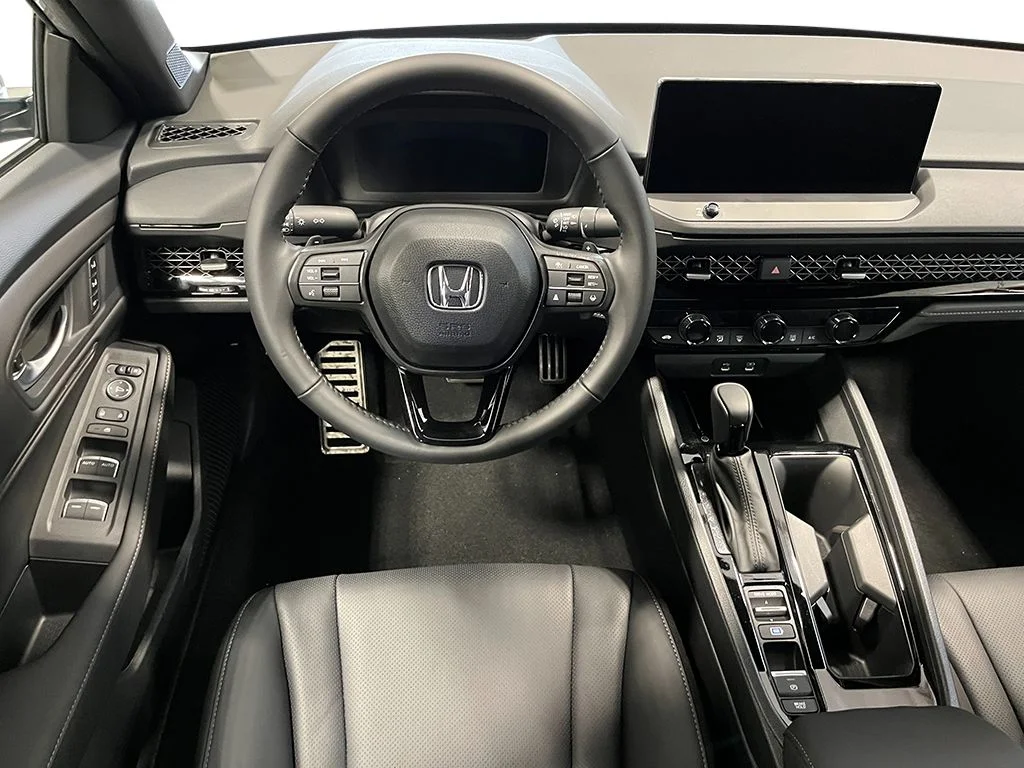 New 2026 Platinum White Pearl Honda Sport-L image 23