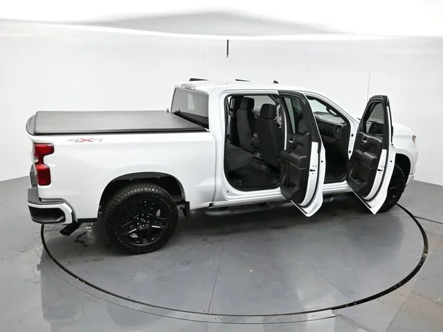 Used 2025 Summit White Chevrolet Custom image 42