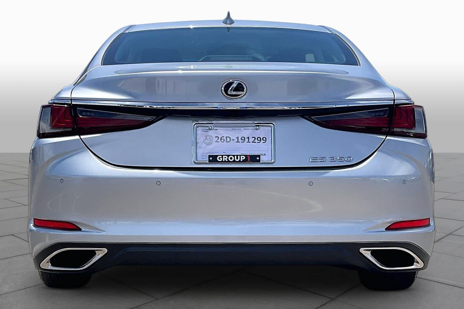 Used 2025 Iridium Lexus  image 5