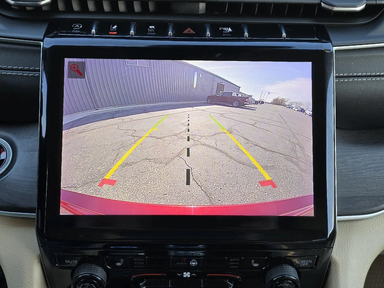 Used 2022 Velvet Red Pearlcoat Jeep Limited image 20