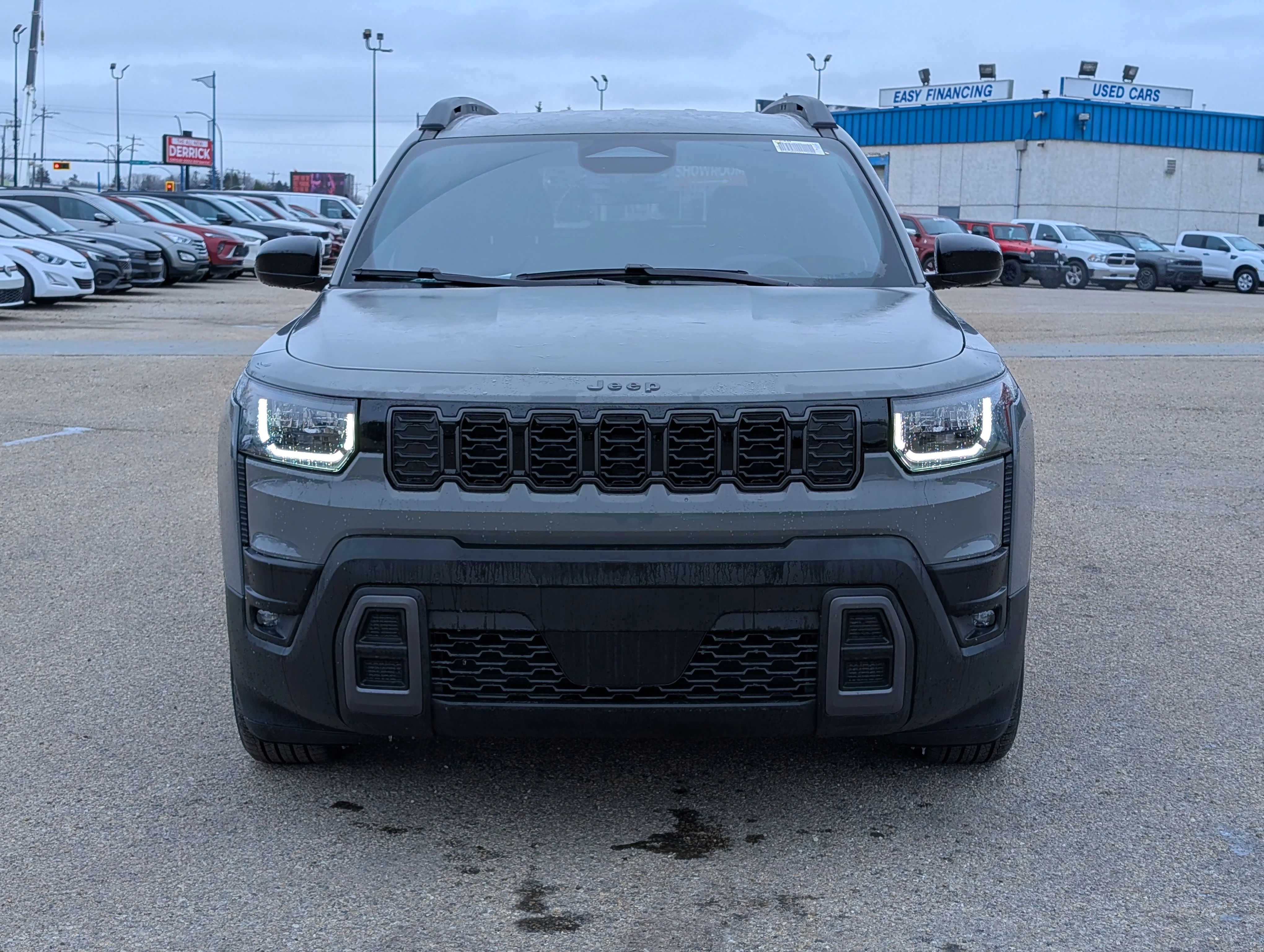 New 2026 Sting-Grey Jeep Laredo image 10