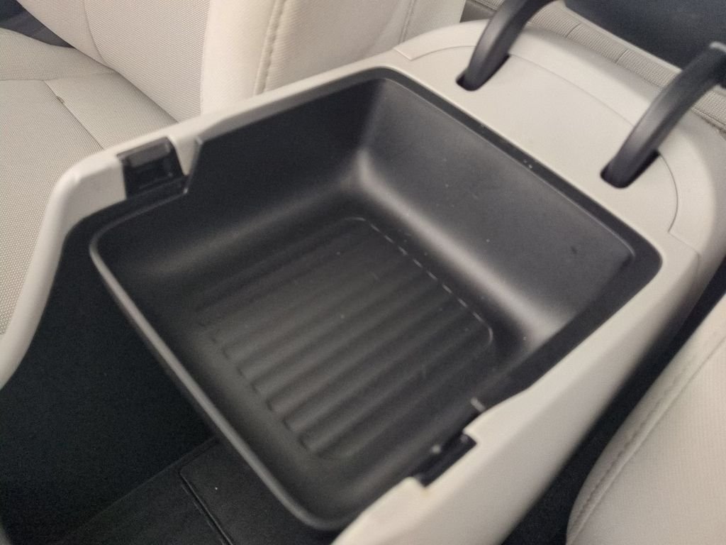 Used 2025 Yellow Hyundai SEL image 25