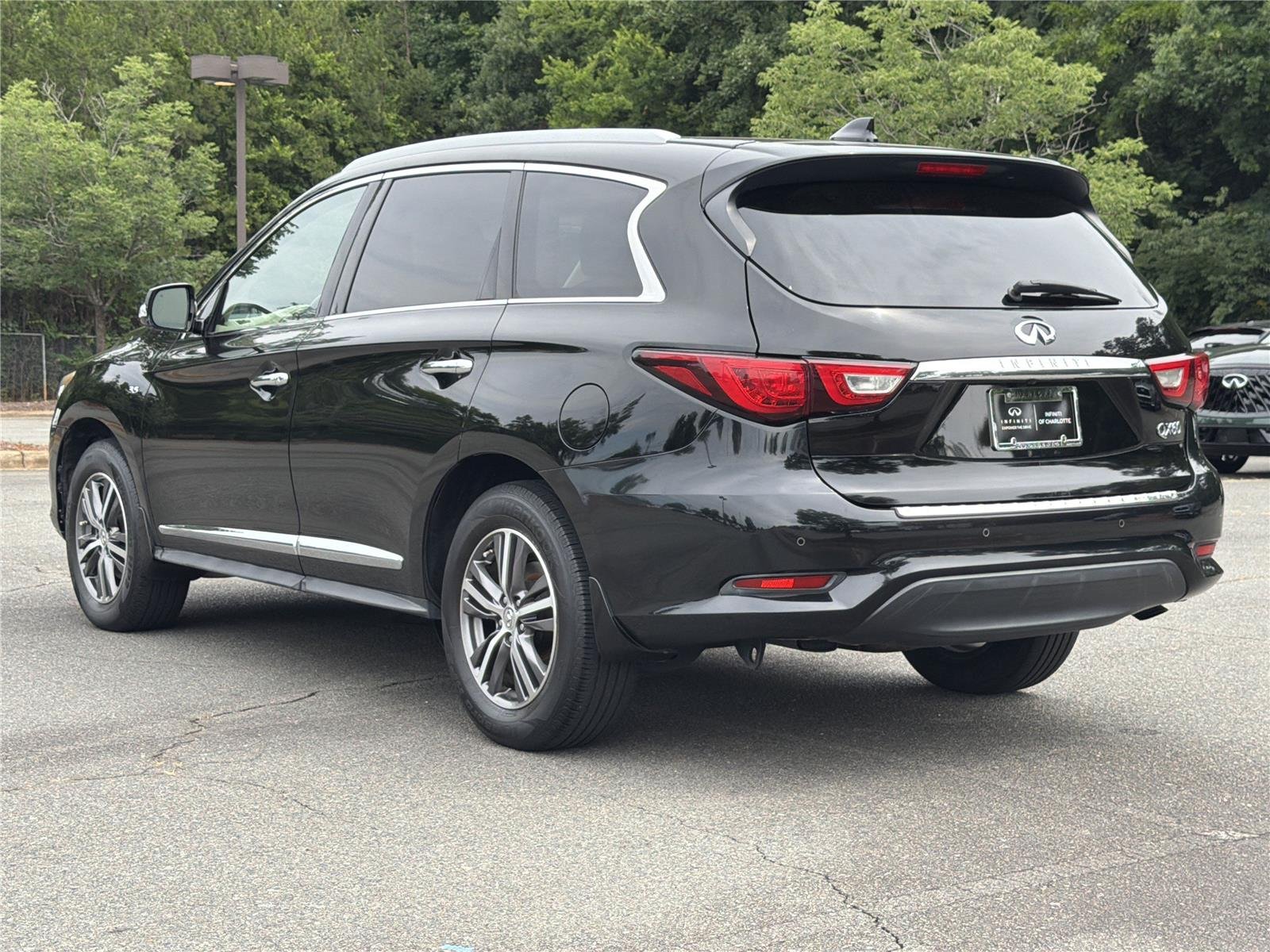 Used 2018 Black Obsidian INFINITI  image 21
