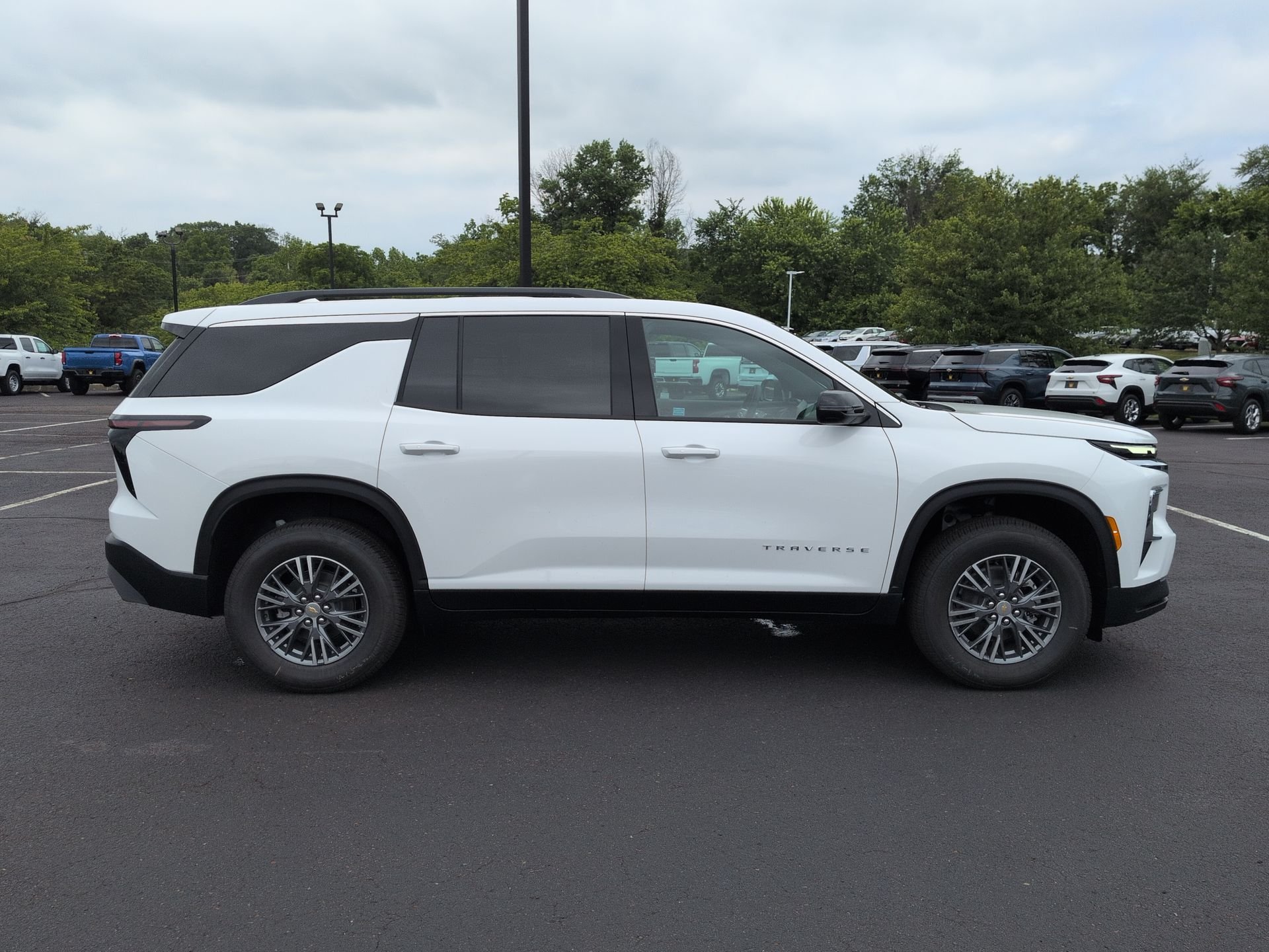 New 2026 Summit White Chevrolet LT image 45