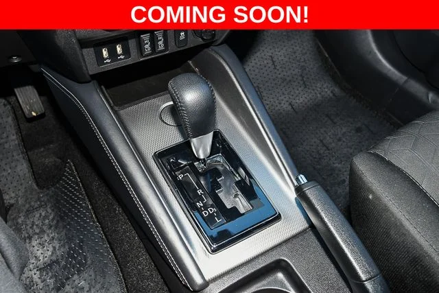 Used 2024 Gray Mitsubishi 4WD image 32