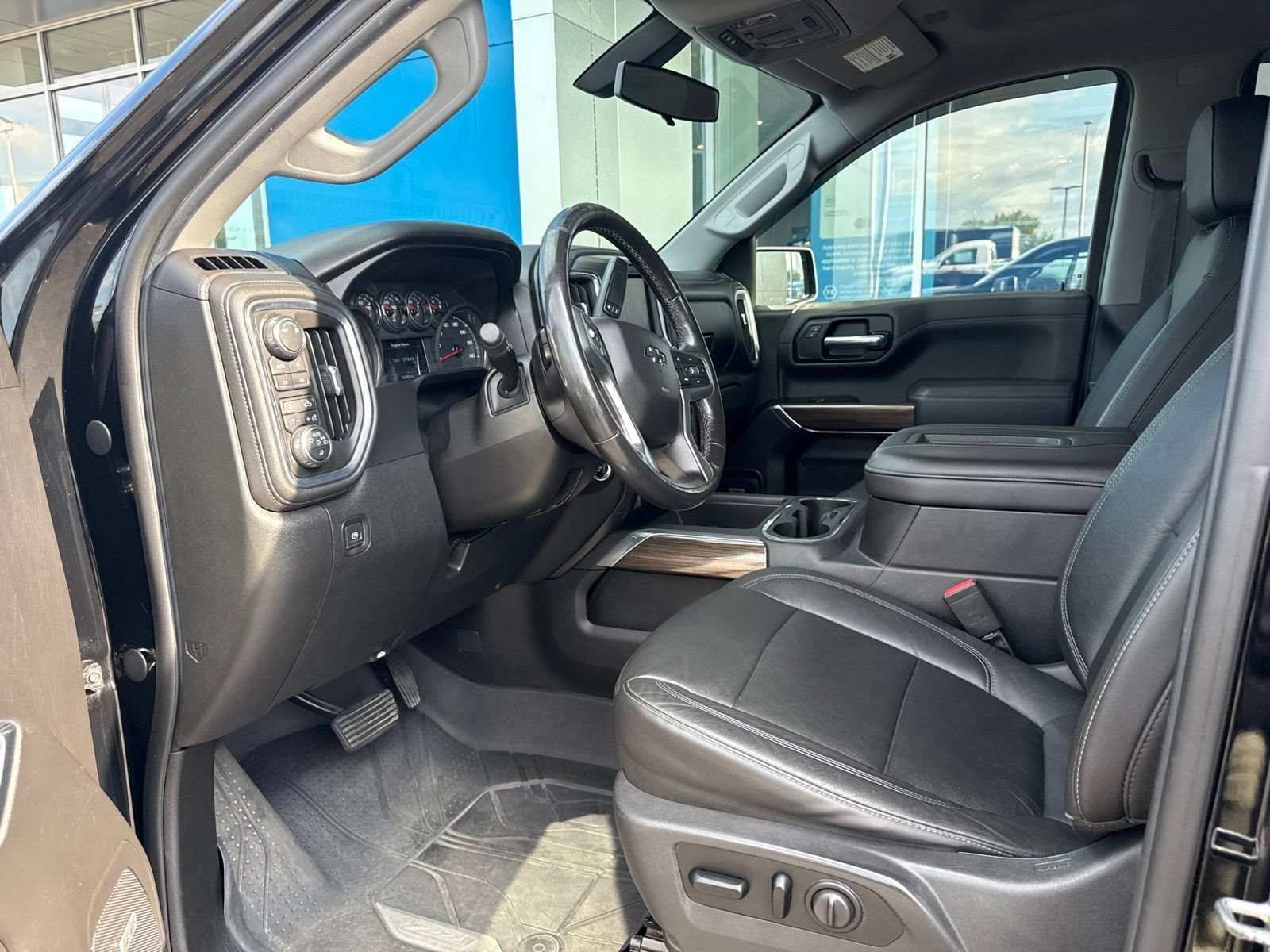Used 2019 BLACK Chevrolet LT Trail Boss image 18