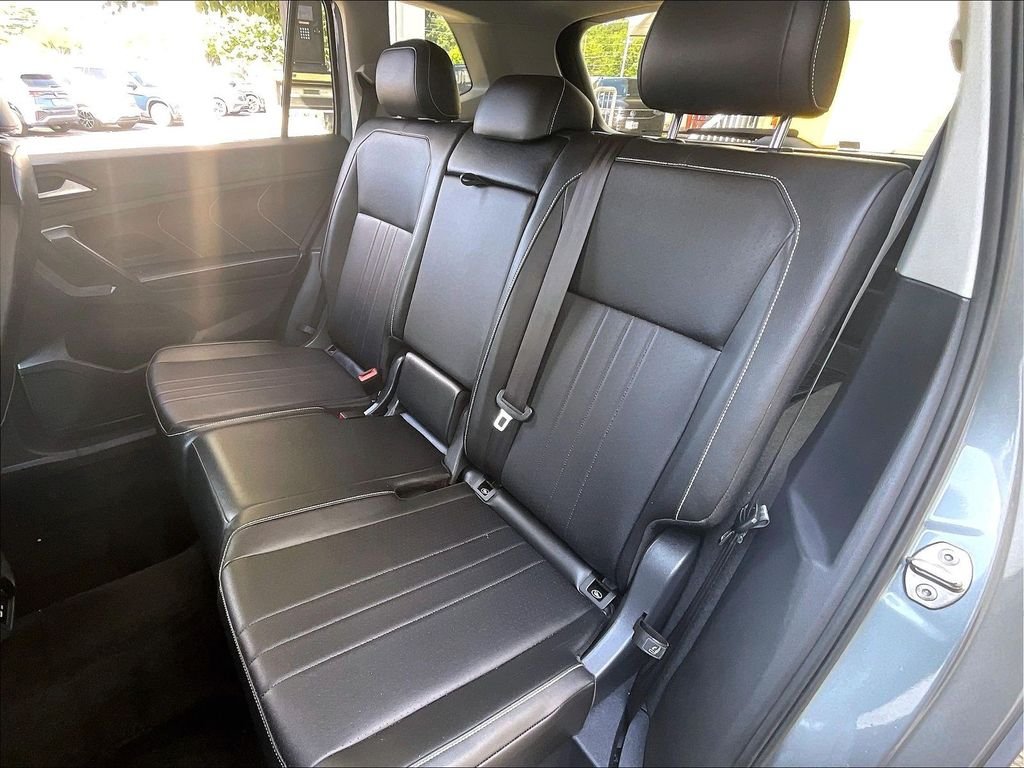 Used 2024 Gray Volkswagen 2.0T SE image 15