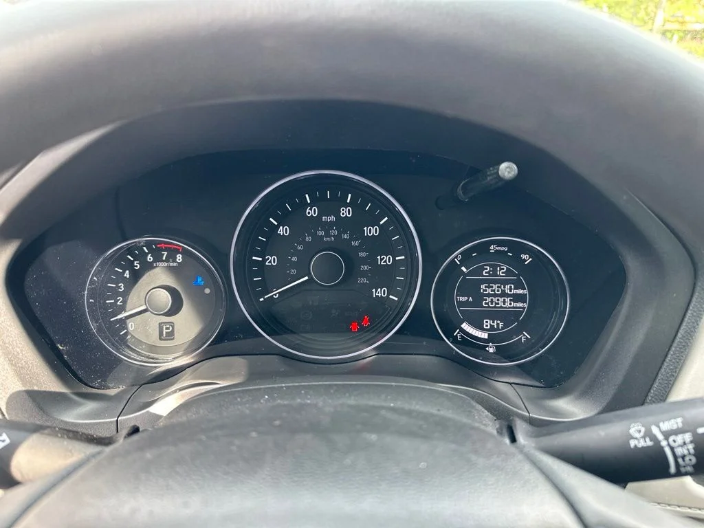 Certified Used 2018 Silver Metallic Honda LX image 31